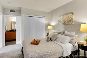 76 Cedar St, Seattle, WA 98121 - Photo 14