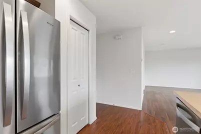 4244 E Roosevelt Avenue, Tacoma, WA 98404 - Photo 8