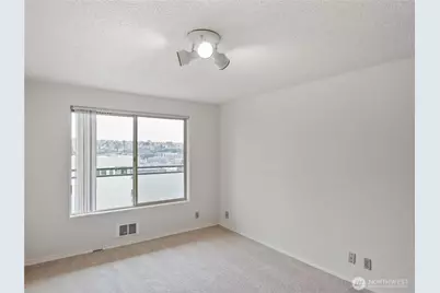 1250 Taylor Avenue N #105, Seattle, WA 98109 - Photo 24