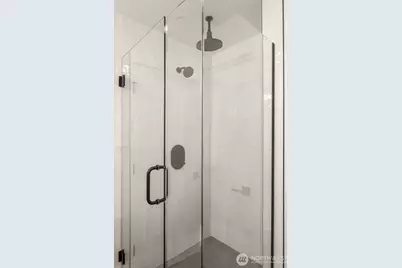 914 B 15th Avenue, Seattle, WA 98122 - Photo 16