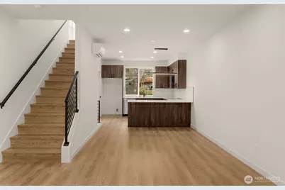 914 B 15th Avenue, Seattle, WA 98122 - Photo 10