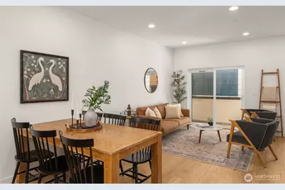 914 B 15th Avenue, Seattle, WA 98122 - Photo 2