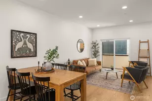 914 B 15th Ave, Seattle, WA 98122 - Photo 2