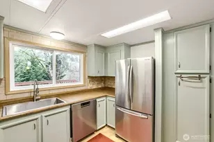 9715 162nd St SE, Snohomish, WA 98296 - Photo 8