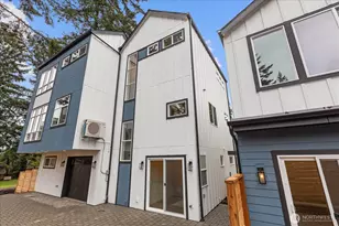 14308 Roslyn Pl N, Seattle, WA 98133 - Photo 18