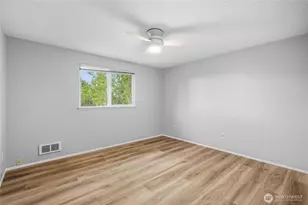 5824 Olive Ave NE, Bremerton, WA 98311 - Photo 14