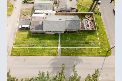 1717 S F Street, Port Angeles, WA 98363 - Photo 2