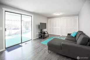 8036 & 8038 116th Ave SE, Newcastle, WA 98056 - Photo 12