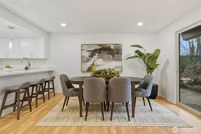 12625 SE 42nd Street, Bellevue, WA 98006 - Photo 8