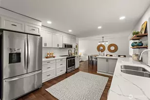 12518 SE 67th St, Bellevue, WA 98006 - Photo 8