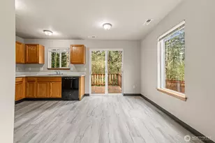 12724 159th St E, Puyallup, WA 98374 - Photo 4