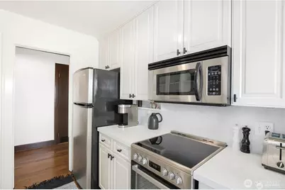 301 N Tacoma Avenue #403, Tacoma, WA 98403 - Photo 10