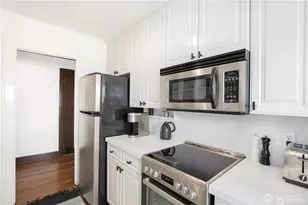 301 N Tacoma Ave, Tacoma, WA 98403 - Photo 10