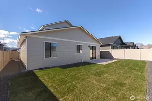 567 S Perry Ave, East Wenatchee, WA 98802 - Photo 8