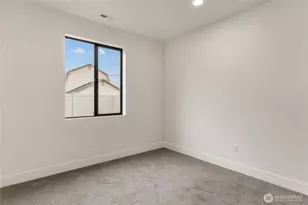 562 S Oasis Ave, East Wenatchee, WA 98802 - Photo 14