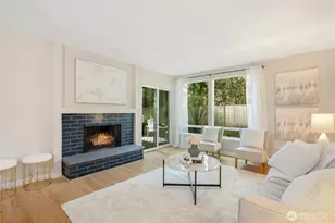 19123 Ballinger Way NE, Lake Forest Park, WA 98155 - Photo 2