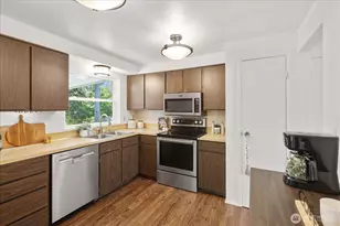 13212 60th Dr SE, Everett, WA 98208 - Photo 10