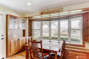 2008 121st Ave SE, Bellevue, WA 98005 - Photo 10