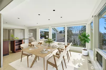 8449 W Mercer Way, Mercer Island, WA 98040 - Photo 12