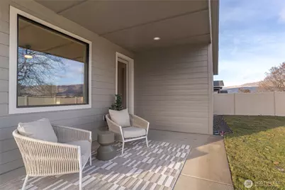 550 S Oasis Loop, East Wenatchee, WA 98802 - Photo 14