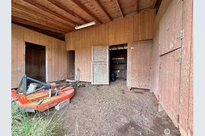 141 Filbert Road, Silver Creek, WA 98585 - Photo 8