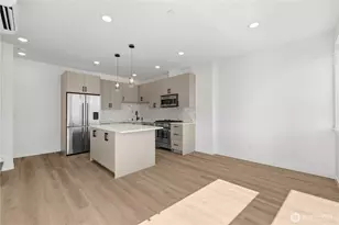 6538 C Latona Ave NE, Seattle, WA 98115 - Photo 4