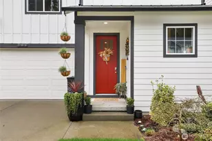 704 153rd St Ct E, Tacoma, WA 98445 - Photo 2