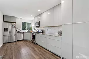 27120 117th Pl SE, Kent, WA 98030 - Photo 4