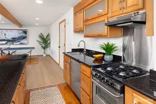 1406 N 38th St, Renton, WA 98056 - Photo 30