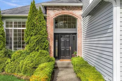 1406 N 38th Street, Renton, WA 98056 - Photo 2