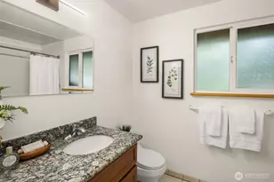 13730 SE 20th St, Bellevue, WA 98005 - Photo 20