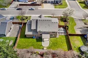 12910 194th Ave Ct E, Bonney Lake, WA 98391 - Photo 32