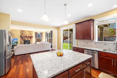 12910 194th Avenue Ct E, Bonney Lake, WA 98391 - Photo 8