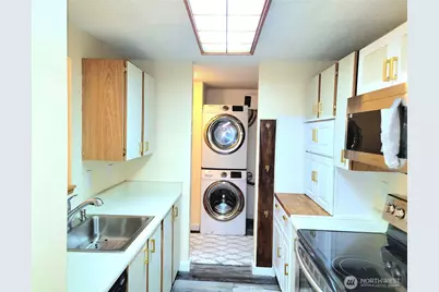 4501 Grandview Dr Drive W #t208, University Place, WA 98466 - Photo 6