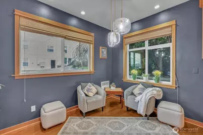 1939 10th Avenue W #B, Seattle, WA 98119 - Photo 4