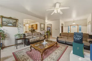 803 SE Vintage Way, College Place, WA 99324 - Photo 6