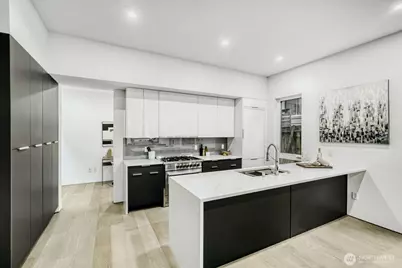 1114 26th Avenue #C, Seattle, WA 98122 - Photo 6