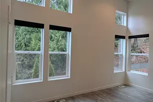 2662 E Lake Sammamish Pkwy, Sammamish, WA 98074 - Photo 12