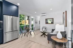 10752 Interlake Ave N, Seattle, WA 98133 - Photo 2