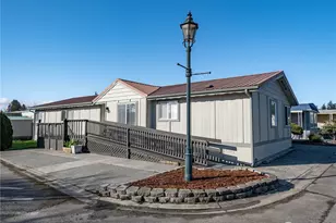 225 NE Ernst, Oak Harbor, WA 98277 - Photo 1