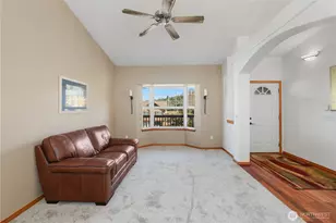 17106 116th St E, Bonney Lake, WA 98391 - Photo 6