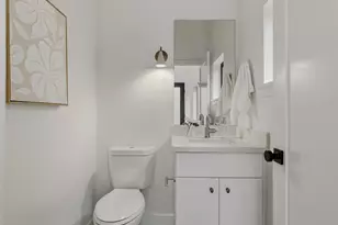 2806 W Dravus St, Seattle, WA 98199 - Photo 6