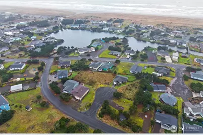 901 344th Street, Ocean Park, WA 98640 - Photo 10