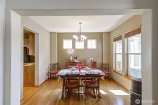 252 Quincy Ave NE, Renton, WA 98059 - Photo 6