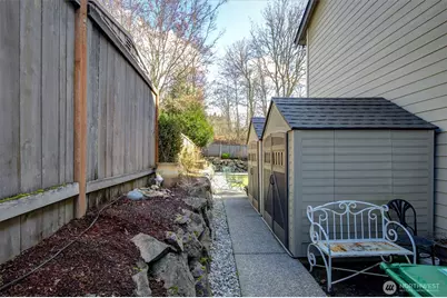 252 Quincy Avenue NE, Renton, WA 98059 - Photo 40