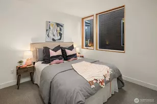 1808 E Mercer St, Seattle, WA 98112 - Photo 20