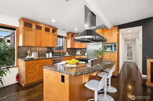 6345 Wilson Ave S, Seattle, WA 98118 - Photo 10