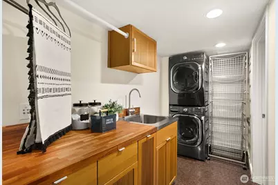 6345 Wilson Avenue S, Seattle, WA 98118 - Photo 26