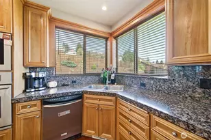 2396 36th St, Washougal, WA 98671 - Photo 16