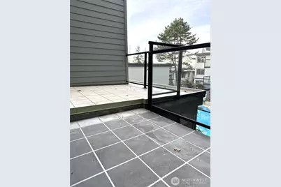 3212 SE 81st #C203, Mercer Island, WA 98040 - Photo 20